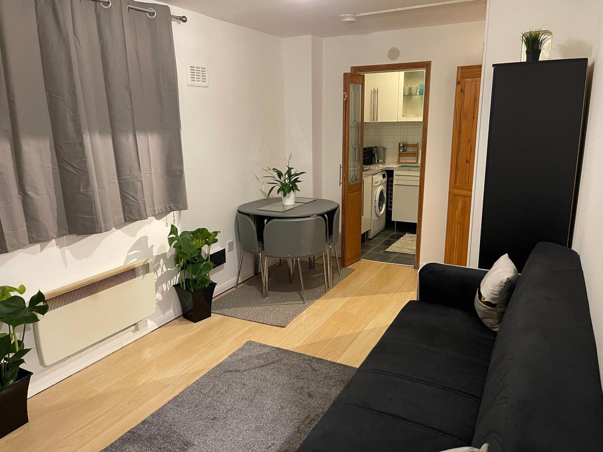 Cosy Flat Behind A Creekbeach In Grays Eksteriør bilde